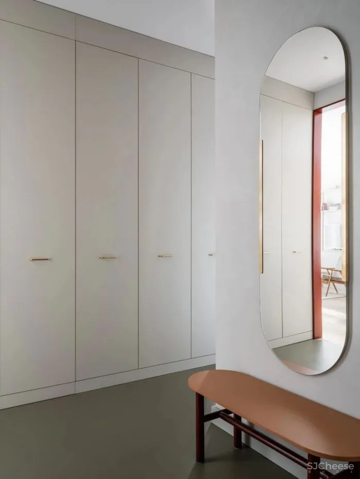 二人世界如此惬意，窝在家里也是一种幸福