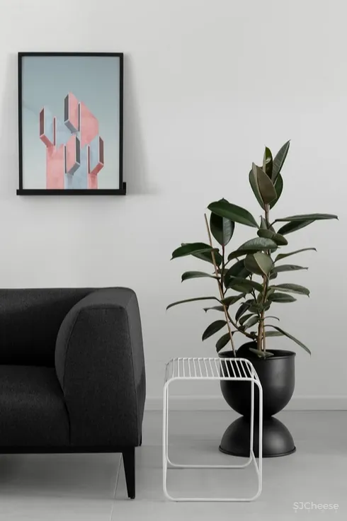 一间由储藏室改成的公寓,从拆除隔墙到色彩提亮,完全看不出曾经的拥挤黑暗