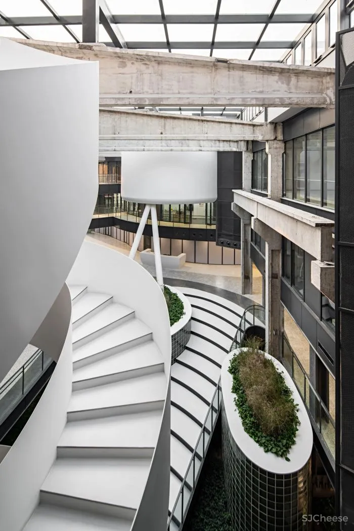 老厂房转身变新花园·中关村数创产业基地 清石设计「星作」