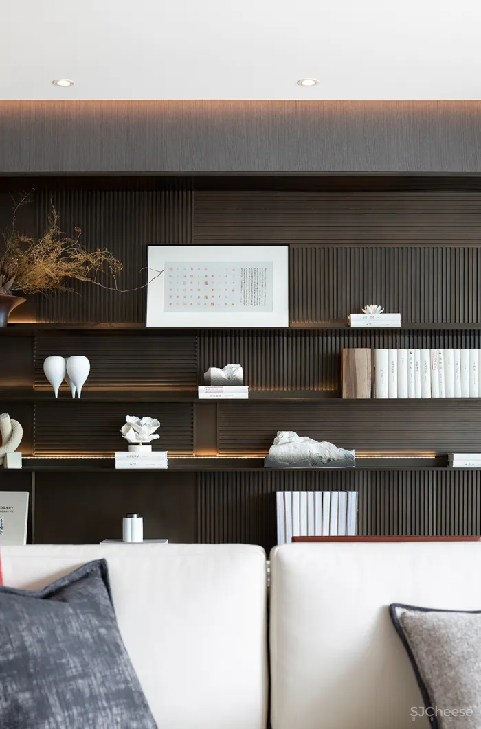 新作丨 岳蒙:一点朱砂染,写意现代境!