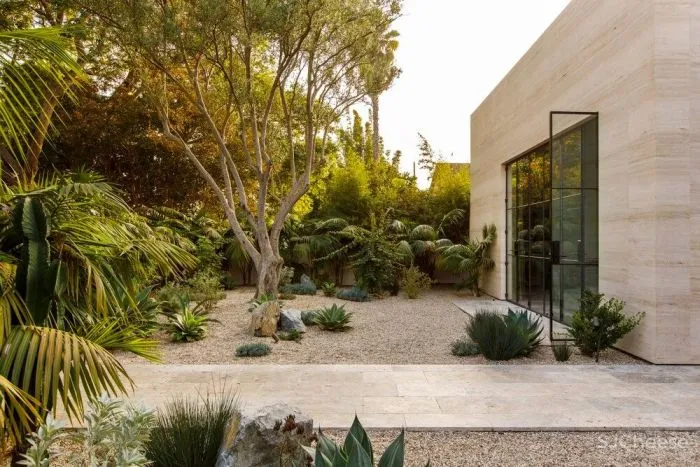 威尼斯式简约的日常内涵 Electric Bowery