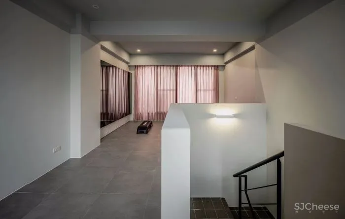 黄巢设计 充满生活感的几何H宅