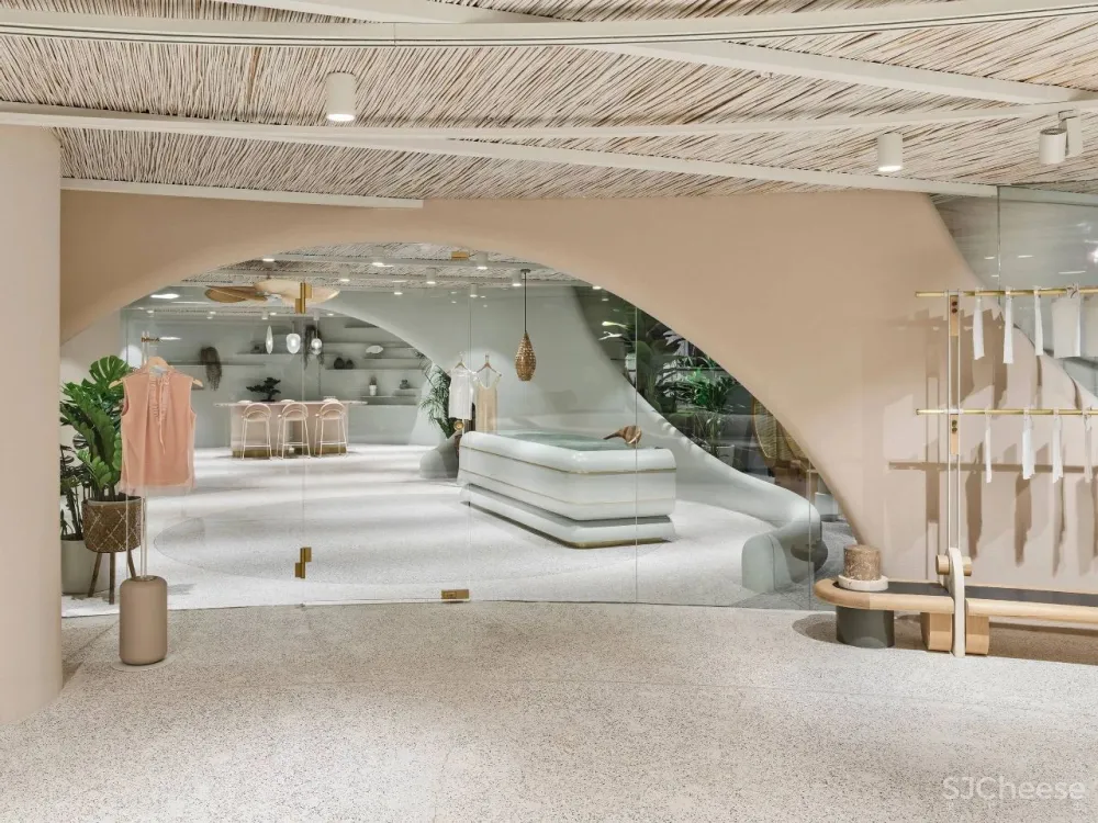 土耳其Ulupinar服装展厅设计,混乱寻求“宁静”的体验