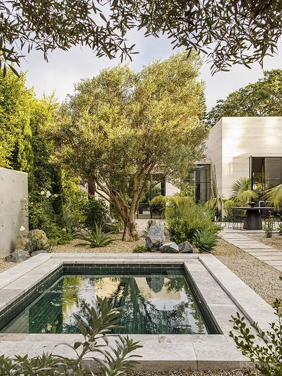 威尼斯式简约的日常内涵 Electric Bowery