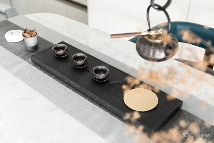 新作丨 王五平:330㎡简洁别墅,优雅白 · 沉静的空间艺术!