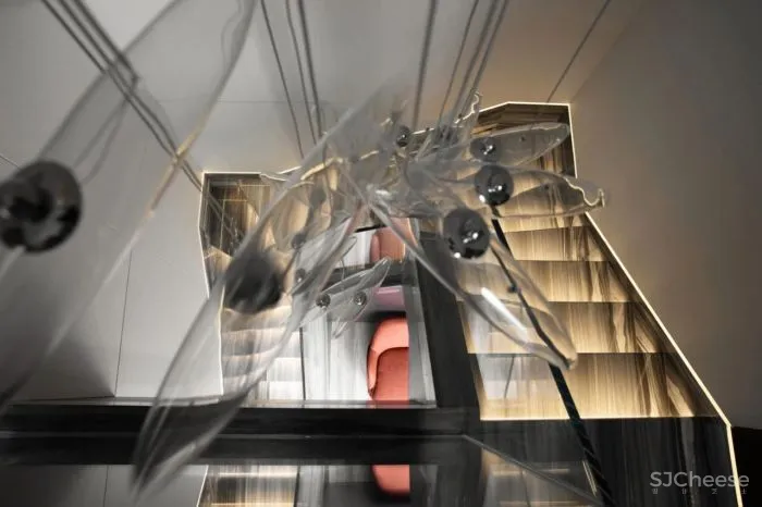 新作|前海人寿×LB凌奔设计:惠州合院,210㎡简约复式山居美墅