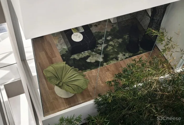 布鲁盟新作 丨折衷主义与艺术共鸣