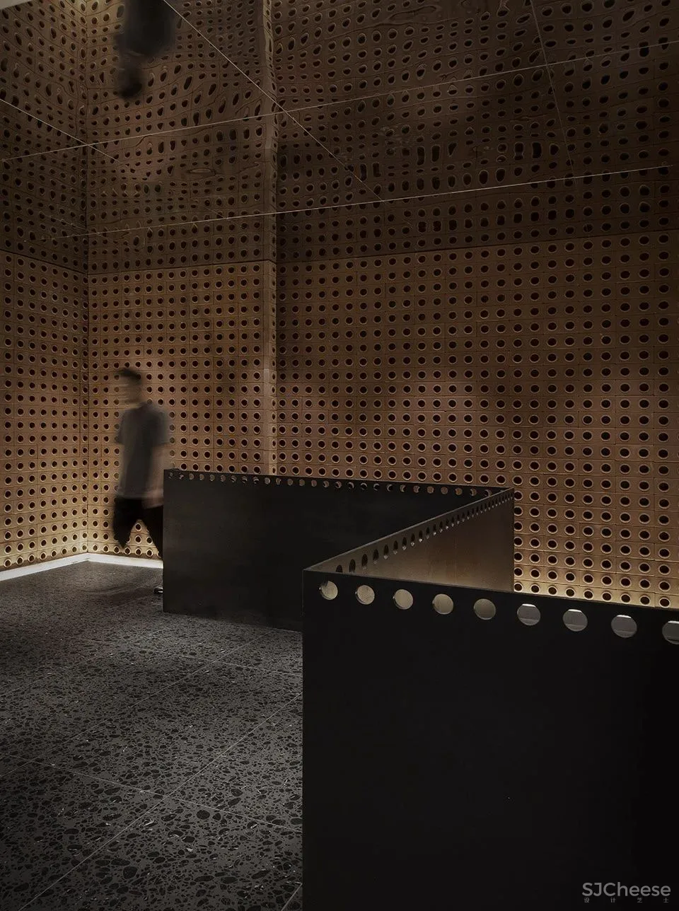新作 以“戏剧舞台”为灵感 QU烤肉酒馆 木斗设计