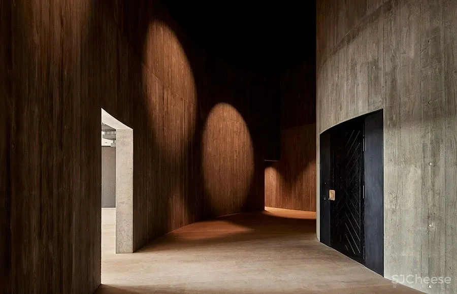 Wood Marsh Architecture丨墨尔本“雕塑”住宅，将现代艺术放大