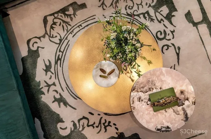 330m² 顶层豪宅,都市慢生活的无限畅想