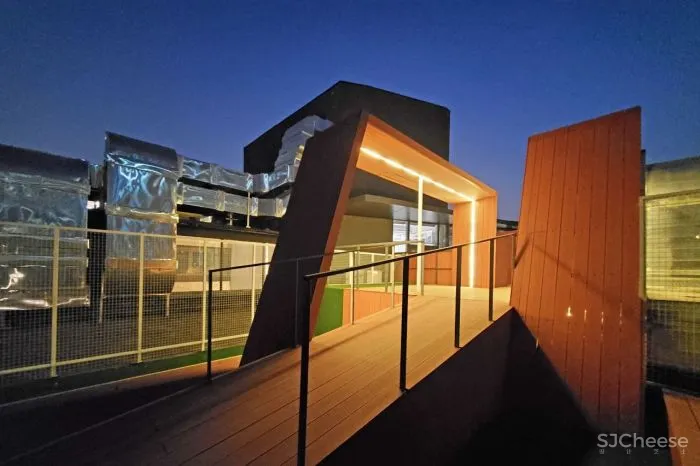 老厂房转身变新花园·中关村数创产业基地 清石设计「星作」