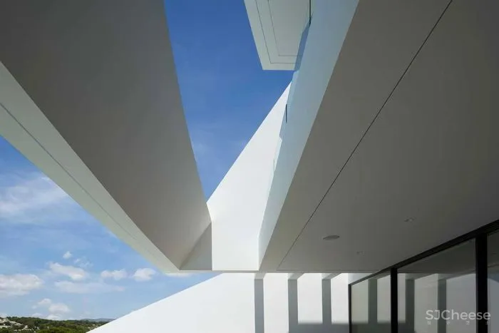 极简住宅设计，屋檐下的那抹灯带是最好的风景