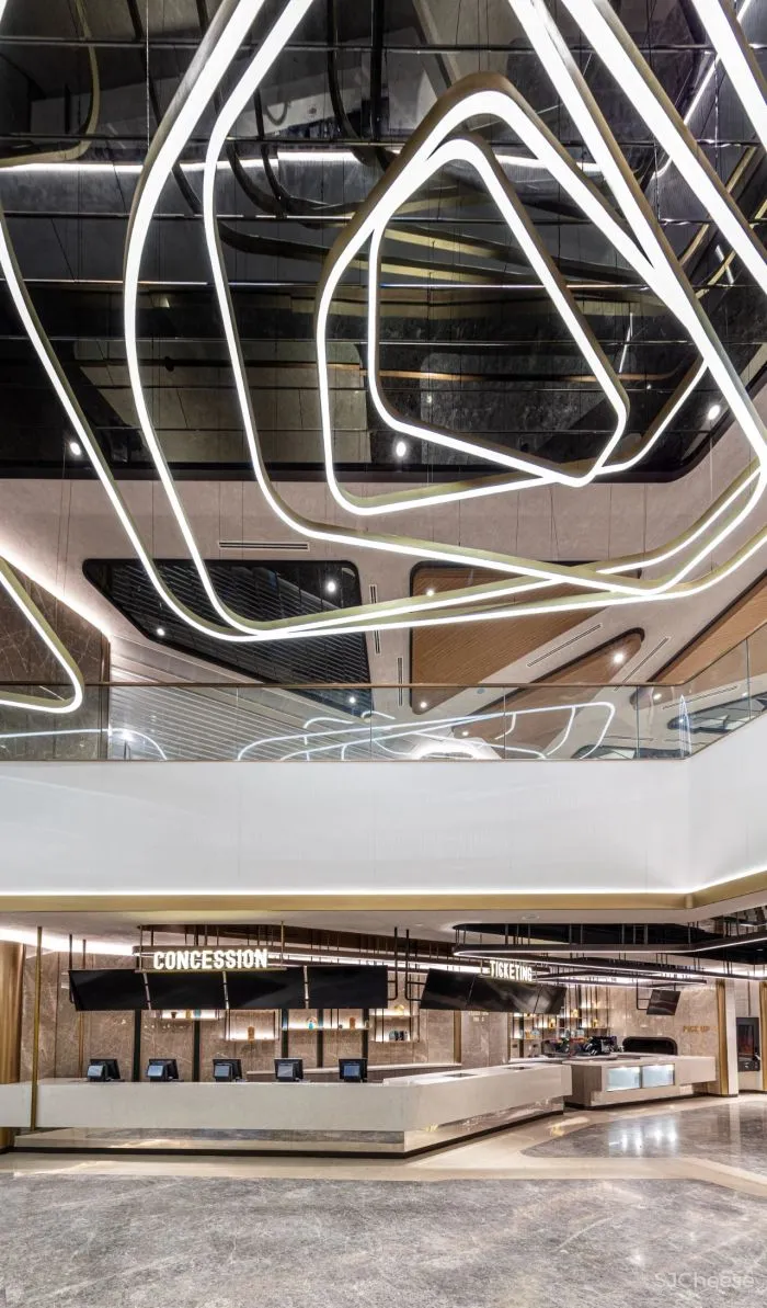 新作丨 OFT设计×英皇戏院:悬浮想象城市