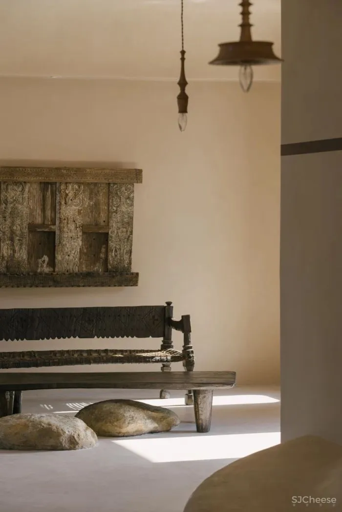 生活的模拟体验,尝试将建筑去符号化,跨越情感的地域边界