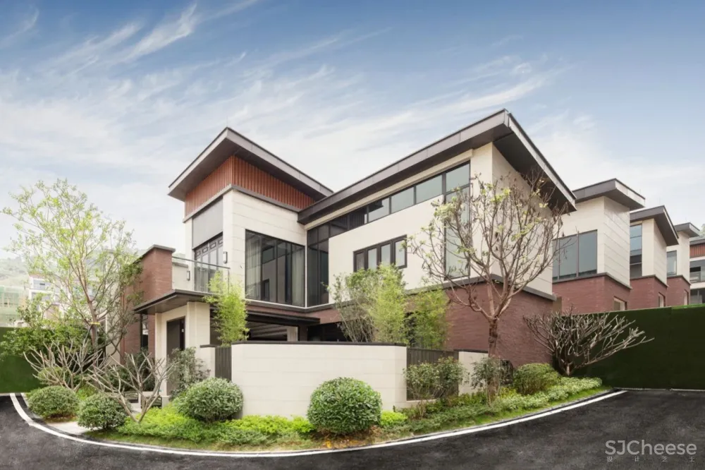 新作|前海人寿×LB凌奔设计:惠州合院,210㎡简约复式山居美墅