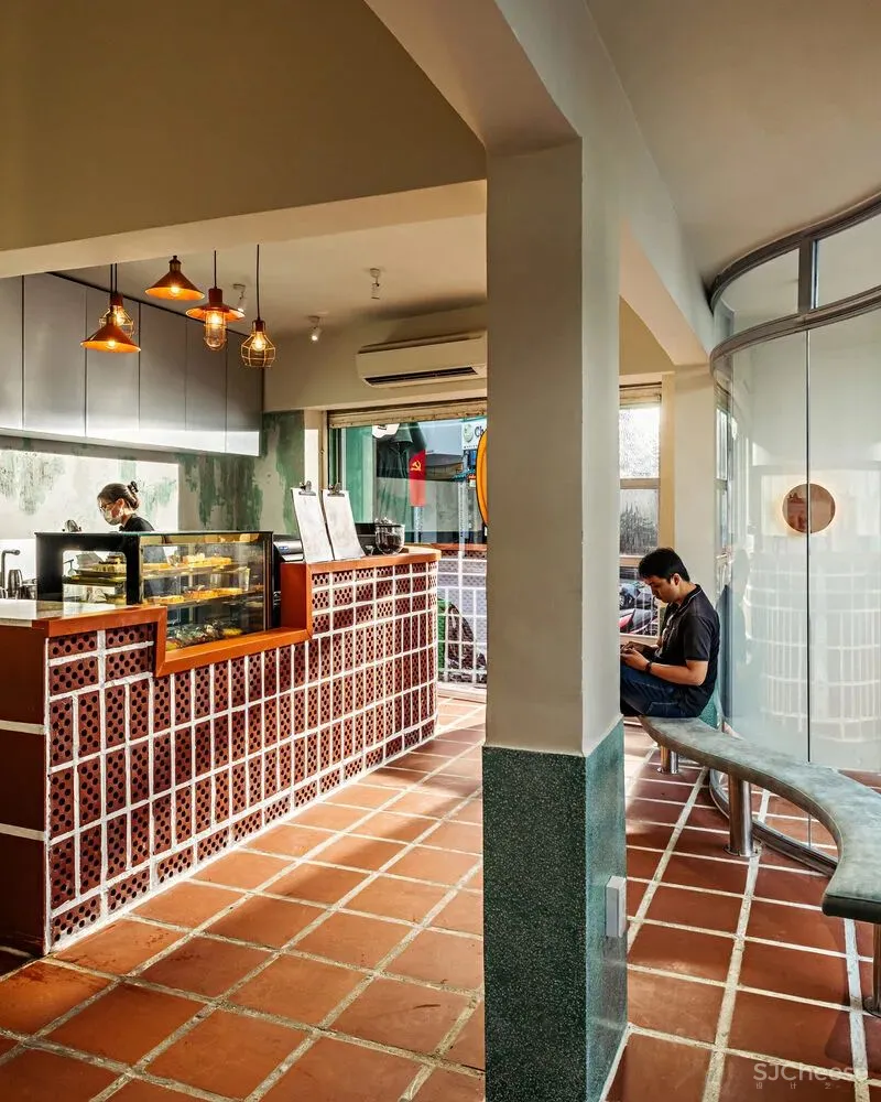 越南新开的创意咖啡馆,这设计很“养眼”