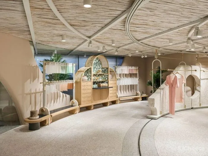 土耳其Ulupinar服装展厅设计,混乱寻求“宁静”的体验