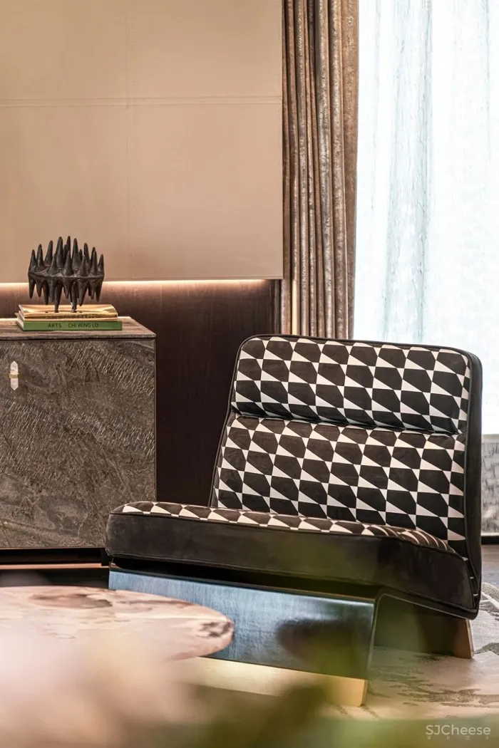 330m² 顶层豪宅,都市慢生活的无限畅想