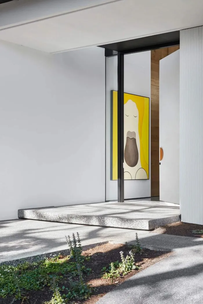 因为有了它,2000多平黑白灰的极简大宅,竟然没那么高冷了!