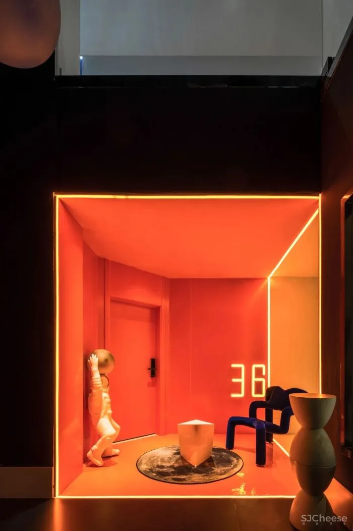 寸匠FF：赛铂电竞酒店