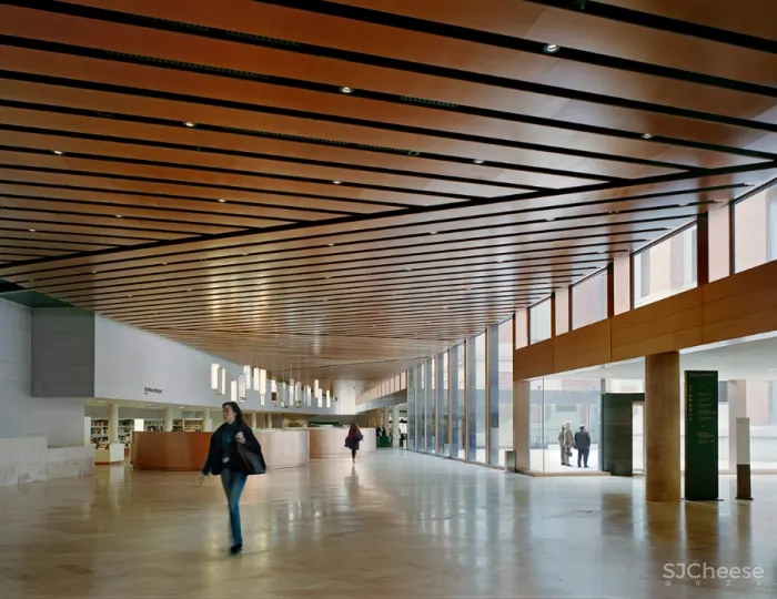 拉斐尔·莫内欧丨与历史对话才是当代建筑的价值所在