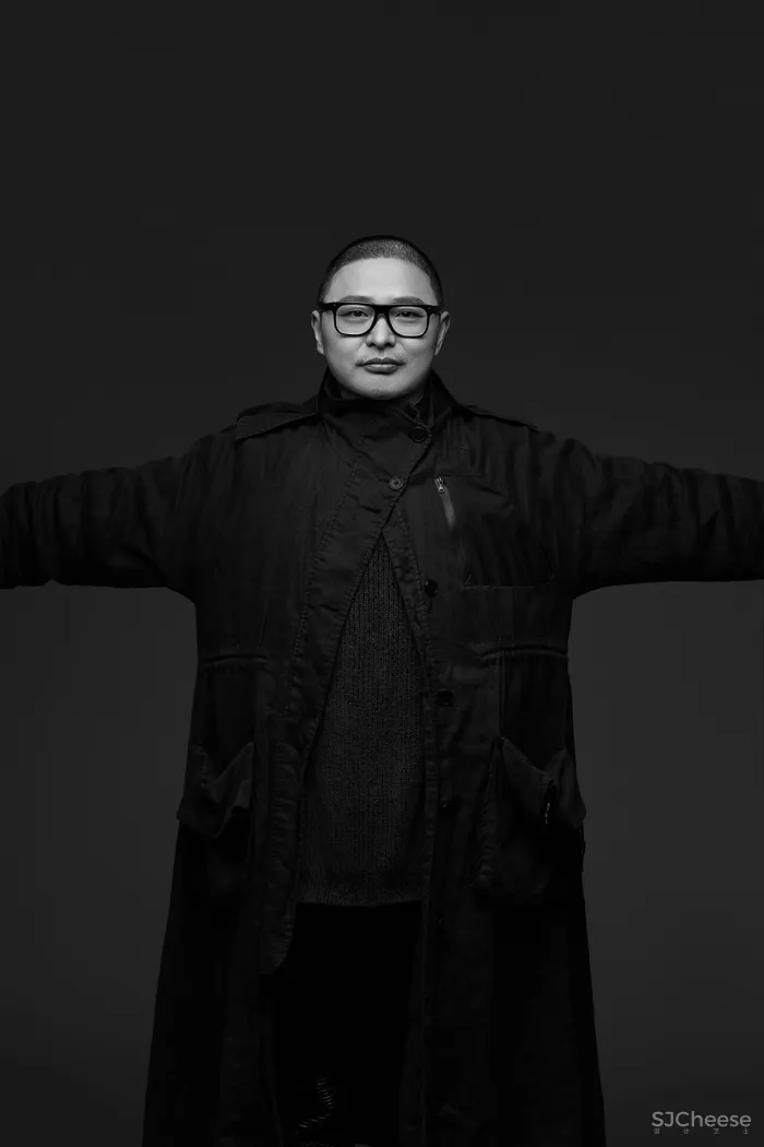 新作丨 曹刚:隐于市 · 静于舍!