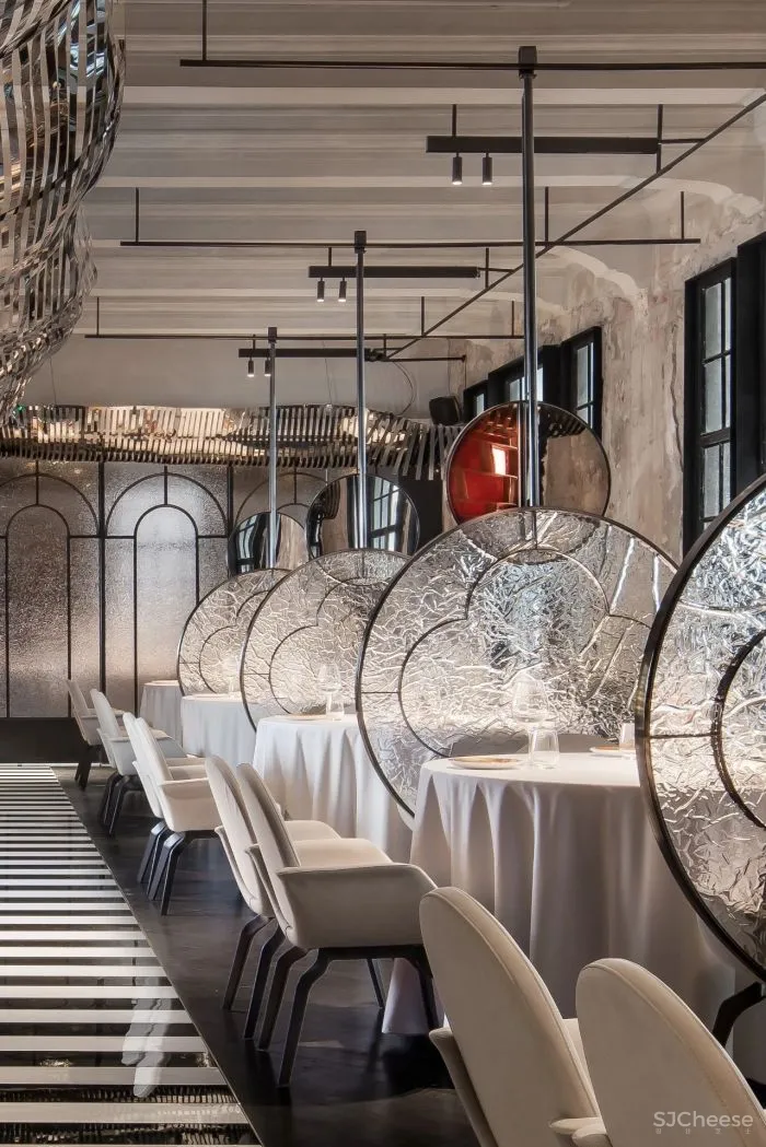 GID.曾建龙力作 上海外滩顶级餐厅「九储堂」设计