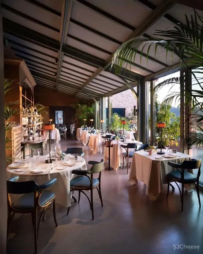 意大利翁布里亚庄园酒店Ristorante Alle Scuderie-这家即将开业的千年庄园酒店,美轮美奂!