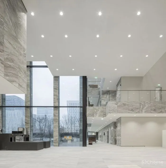 新阿姆斯特丹法院 荷兰最大、最权威的法院