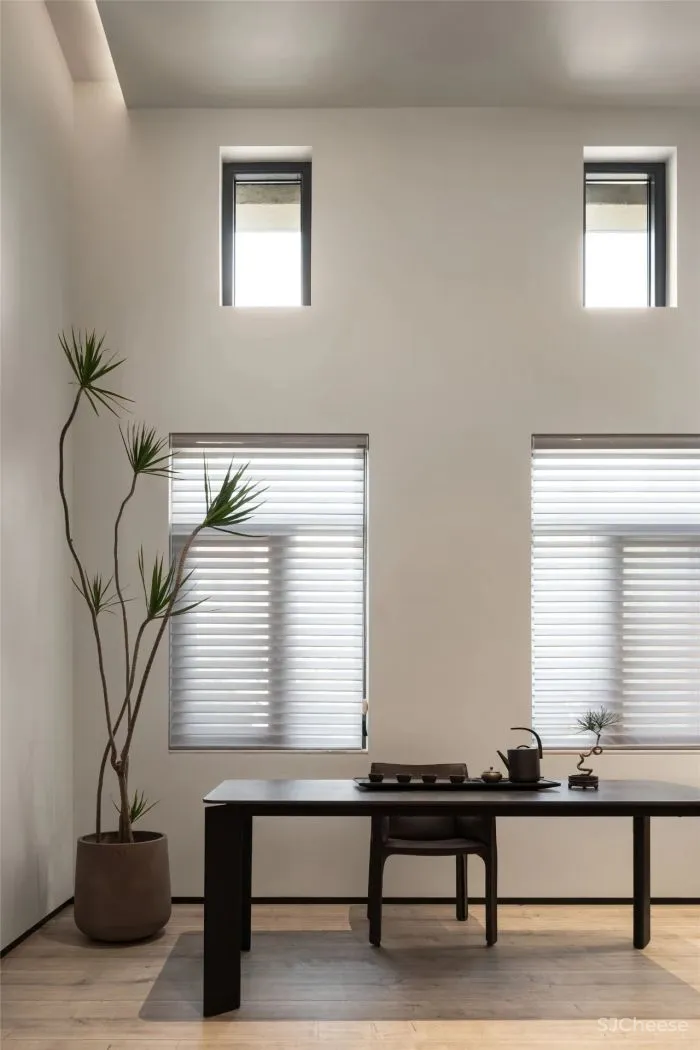 马蹄莲设计：或远亦近，舒缓的自然主义