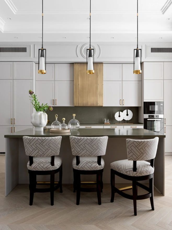 Polina Pidtsan 装饰艺术与美式经典