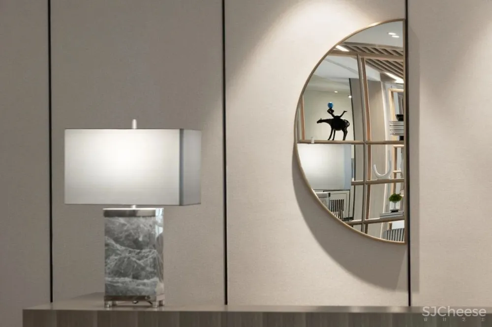 拒绝循规蹈矩,这个现代风公寓被“造”的十分有趣!