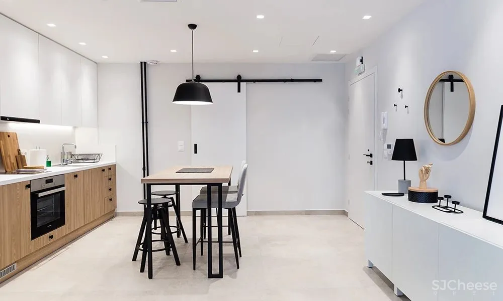 拒绝循规蹈矩,这个现代风公寓被“造”的十分有趣!