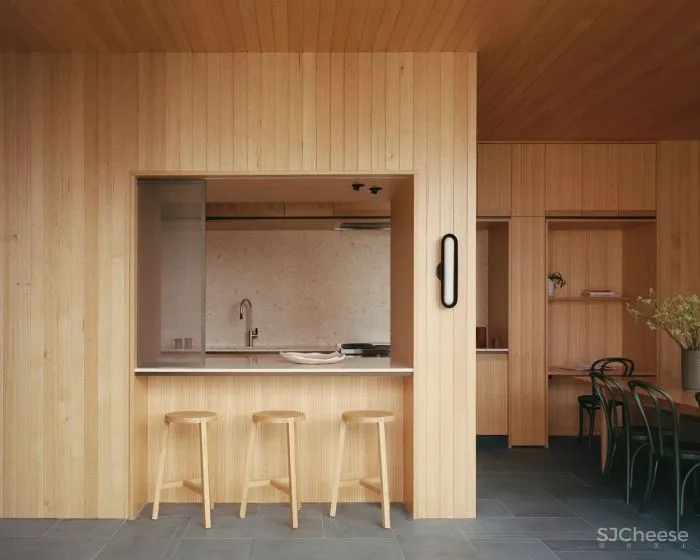 Ruckers Hill House Studio Bright