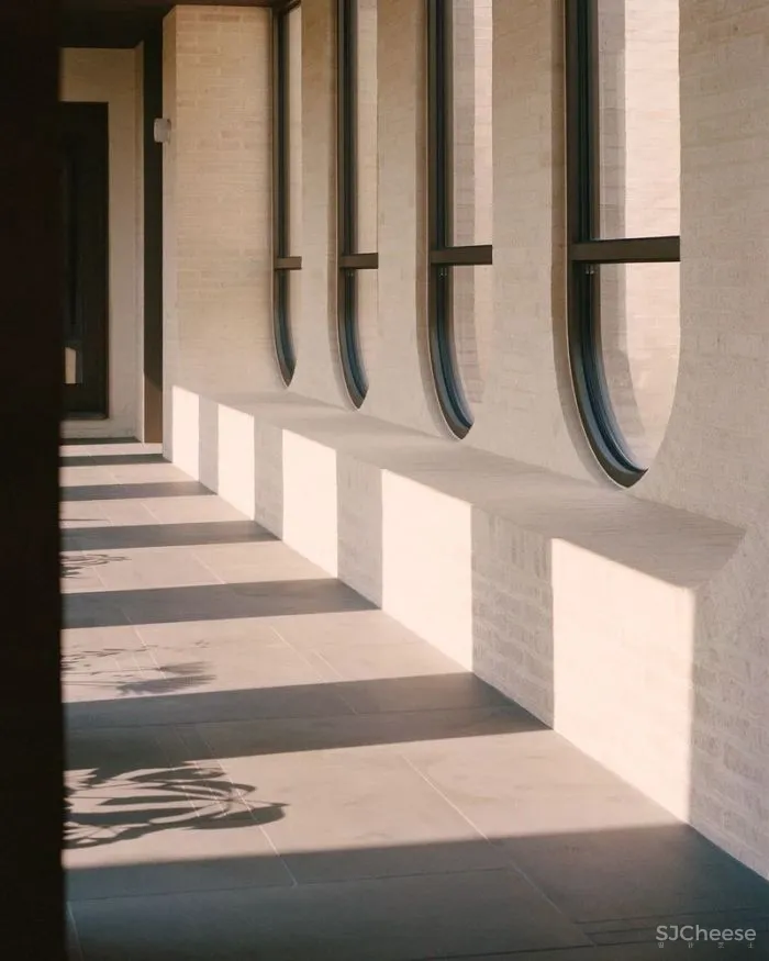 Ruckers Hill House Studio Bright