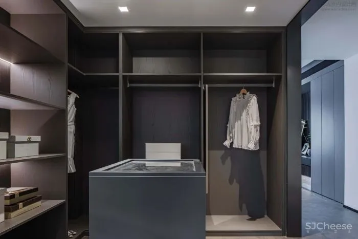 银城·林茵里260㎡叠墅 DoLong董龙设计