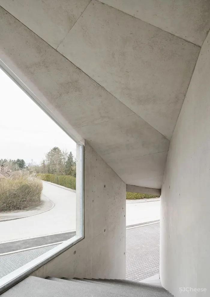 新作丨 庞大的混凝土“晶体” L别墅 POOL LEBER ARCHITEKTEN