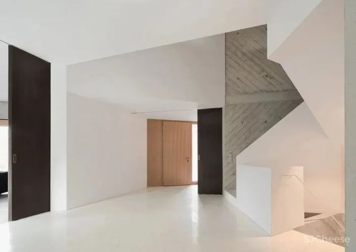 新作丨 庞大的混凝土“晶体” L别墅 POOL LEBER ARCHITEKTEN