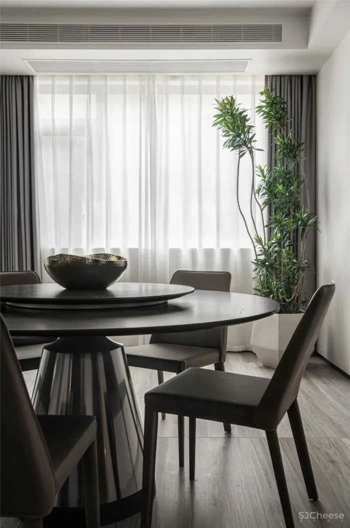 马蹄莲设计：或远亦近，舒缓的自然主义