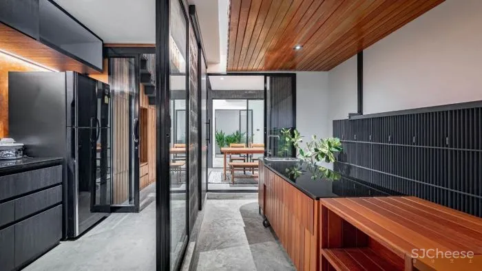 泰国王子餐厅Pae Thewaraj BodinChapa Architects