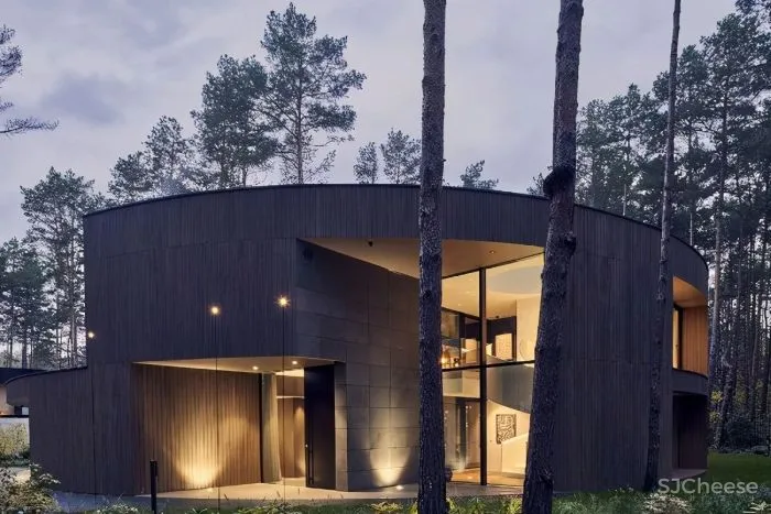 波兰,伊扎贝林,圆形木屋 Mobius Architekci