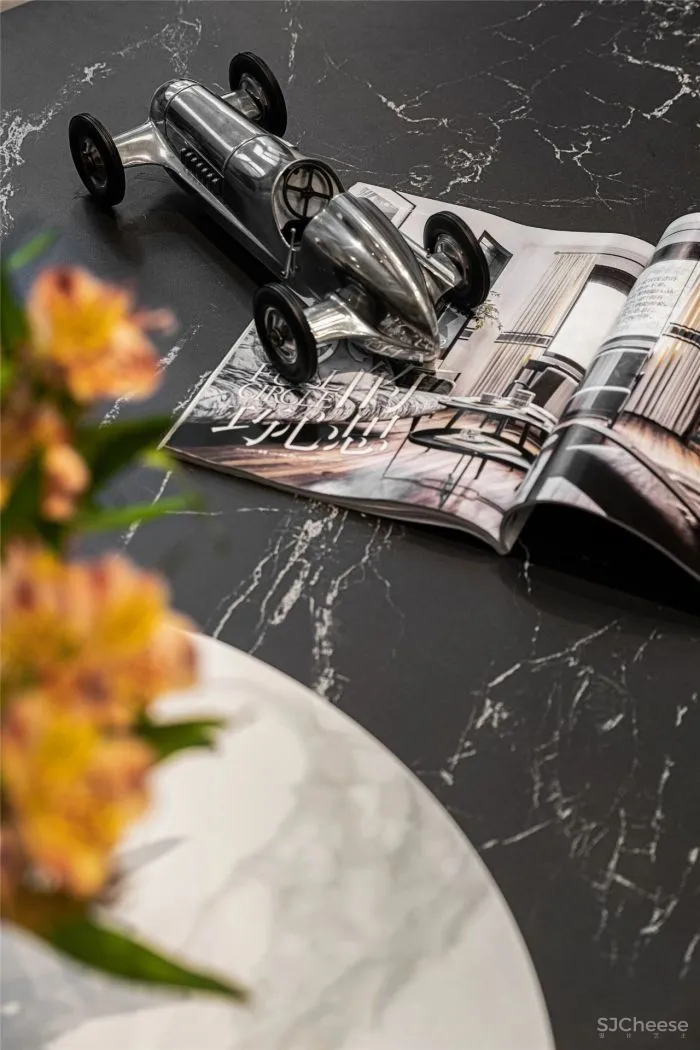 马蹄莲设计：或远亦近，舒缓的自然主义