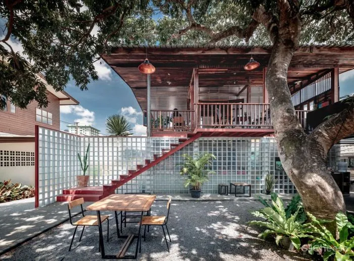 泰国王子餐厅Pae Thewaraj BodinChapa Architects