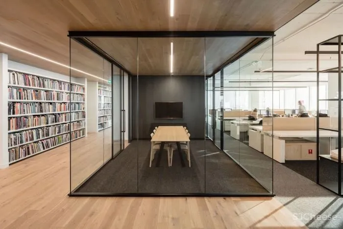 毕马威建筑师事务所优雅的多伦多办公室