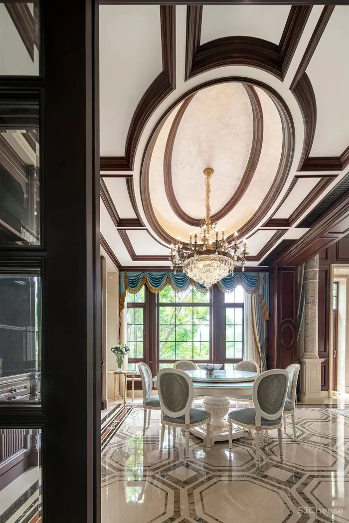 新作|成都1000㎡典雅豪宅,一场时光彼岸的文艺复兴