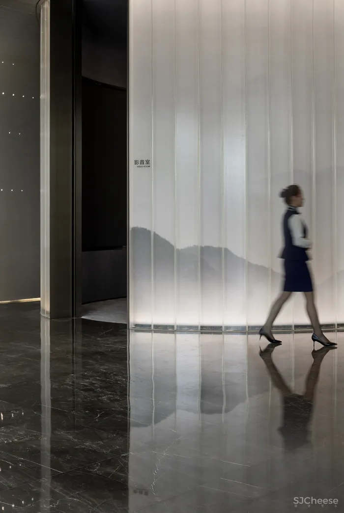 朴悦设计新作丨 追光者,初心如磐