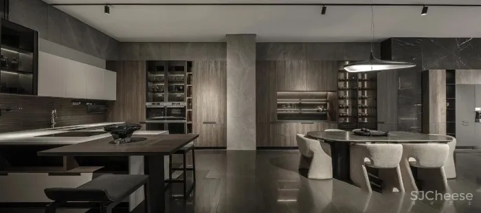 新作｜唐忠汉：环形净透延伸的材质光泽