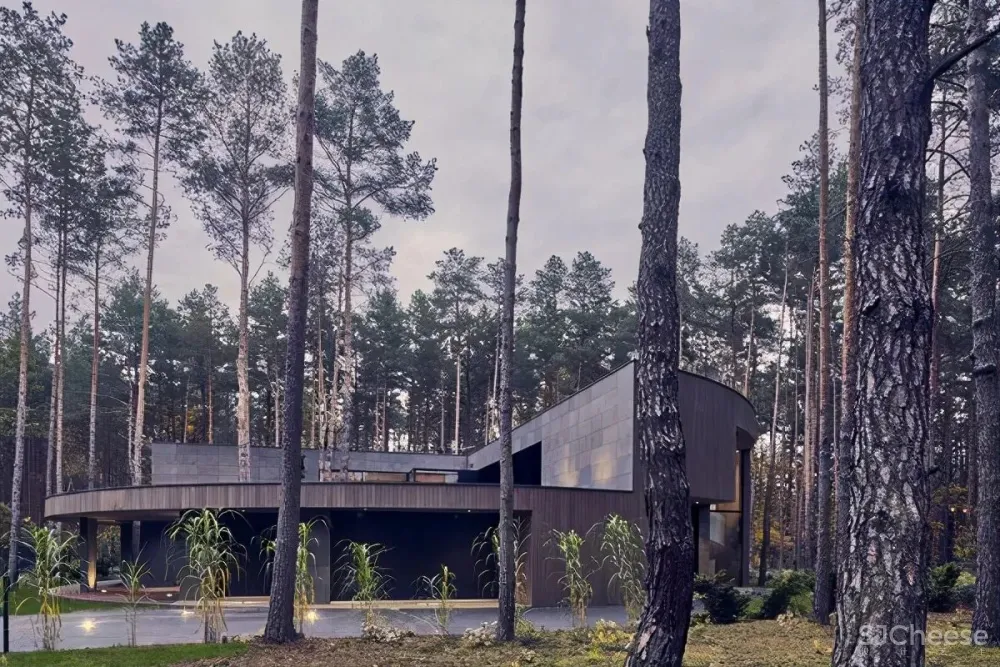 波兰,伊扎贝林,圆形木屋 Mobius Architekci