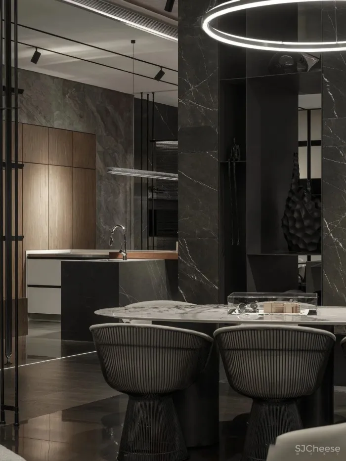 新作｜唐忠汉：环形净透延伸的材质光泽