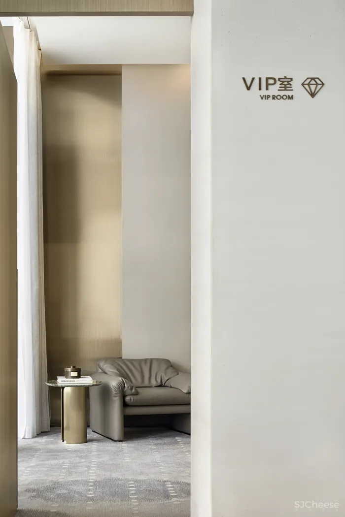 朴悦设计新作丨 追光者,初心如磐